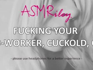 Eroticaudio - žmona dulkina savo co-worker&comma; cuckold&comma; cei