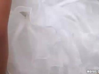 Bride Amirah savors the strangers prick